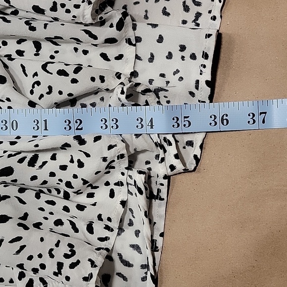 Stelen, Size M White with Black Spotted Pattern Tiered, Ruffled V Neck Dress - Picture 8 of 10